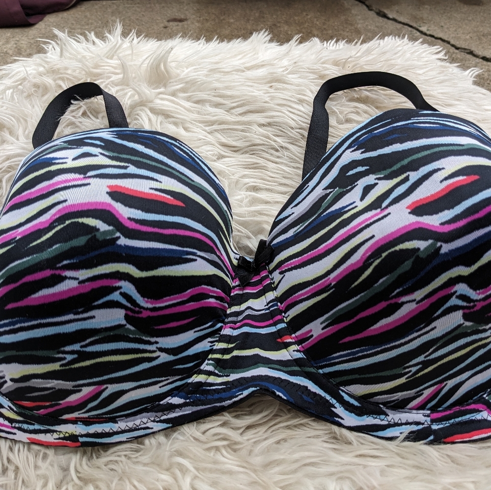 NWOT Always A Flirt Striped Bra Size 40DD